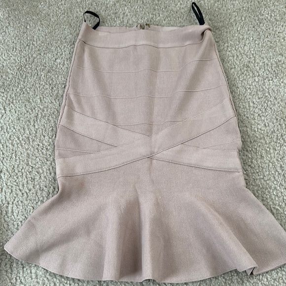 Bebe bandage skirt!! - Picture 1 of 3